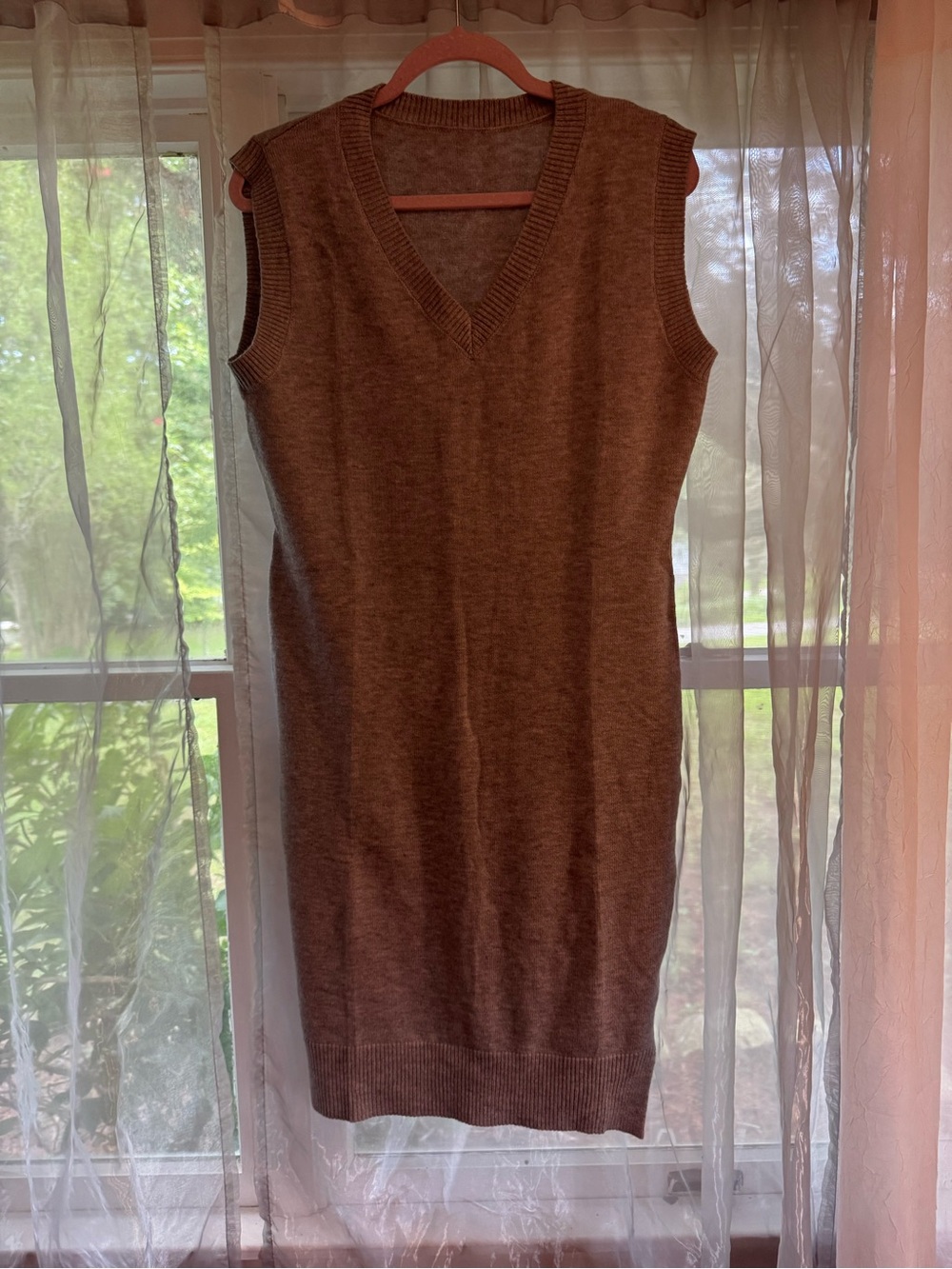 Wenrine Gray V-Neck Sleeveless Sweater Dress